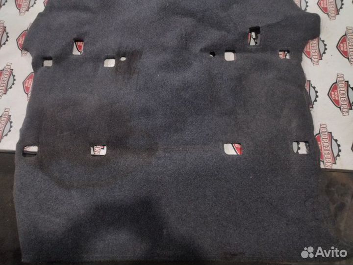 Ковер салона Toyota Noah AZR65G 1azfse 2004