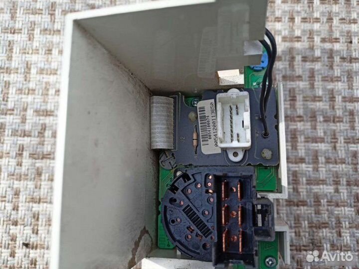 Блок управления печкой Nissan Sentra B15