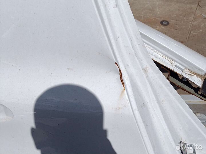Крыло заднее правое с батоном kia sportage 4