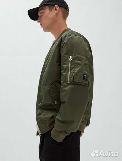 Бомбер Pull&bear