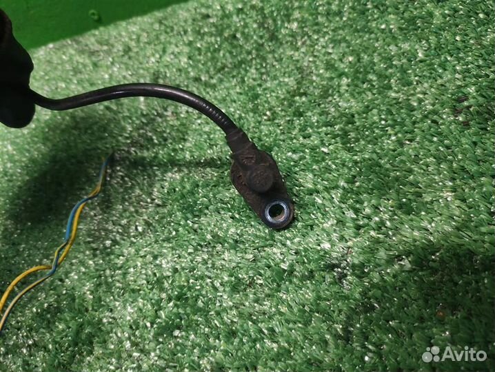 Датчик ABS передний Land Rover Discovery 4 2010