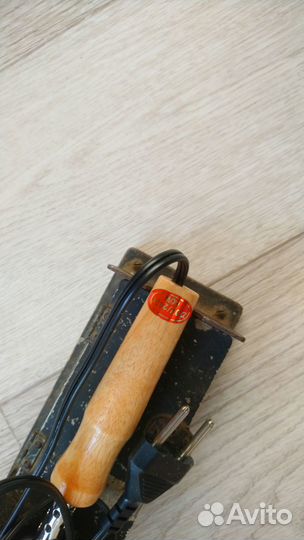 Паяльник 220 V