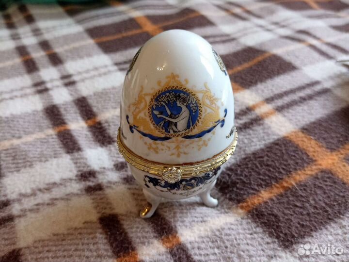 Шкатулка яйцо