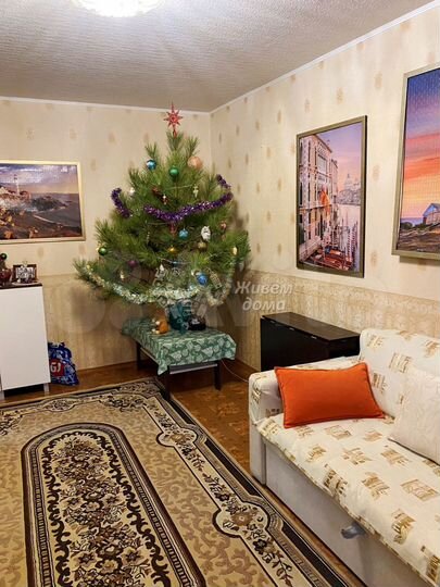 4-к. квартира, 85 м², 1/16 эт.