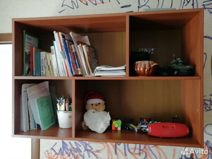 Полка книжная