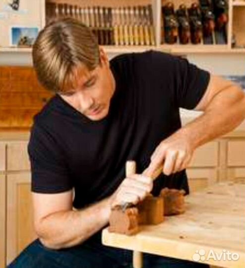 Помощник столяра