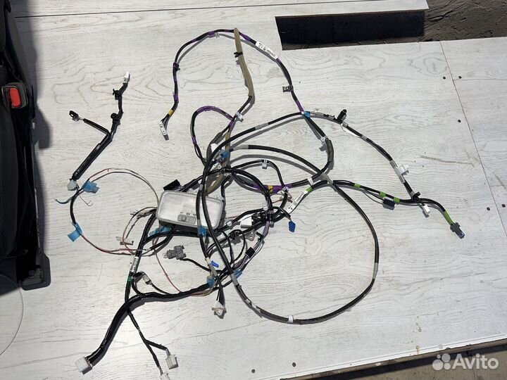 Toyota Rav4 xa50 Проводка салона