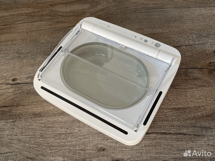 Кормушка для кошек и собак