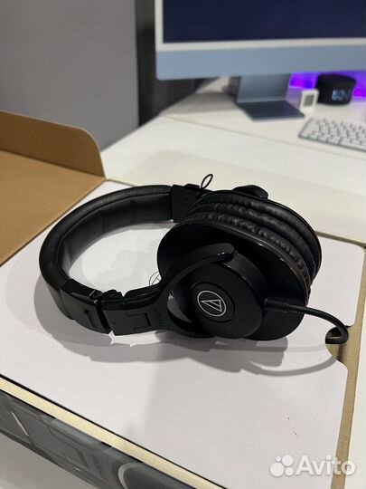 Наушники Audio-Technica ATH-M30X