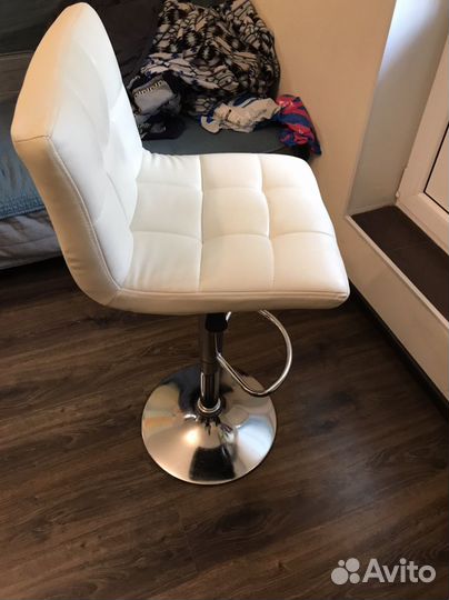 Барный стул