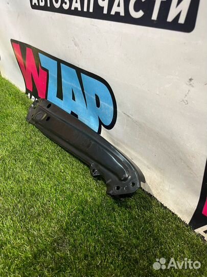 Кронштейн передней панели (телевизора) Volkswagen