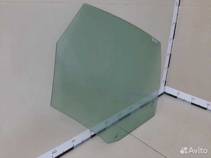 Стекло двери задней правой Volvo S90 2016