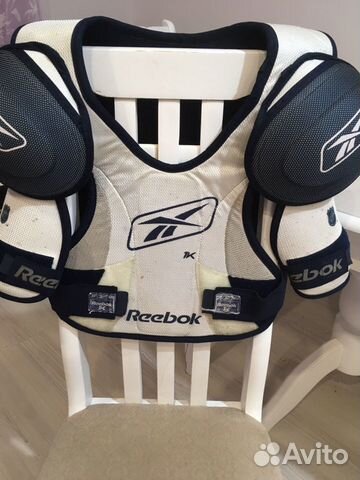 Нагрудник хоккейный