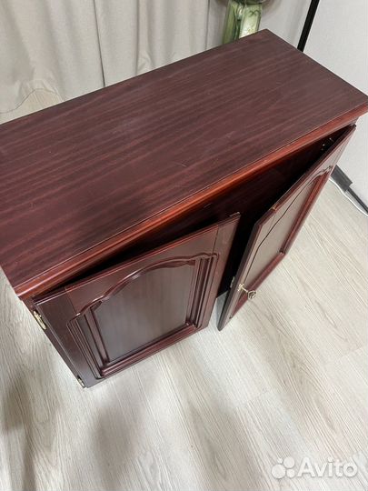 Тумба под тв