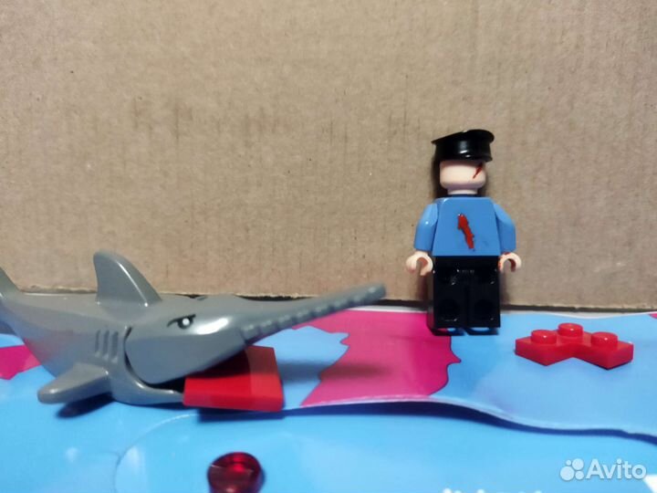 Фигурка раненого моряка. не оригинал