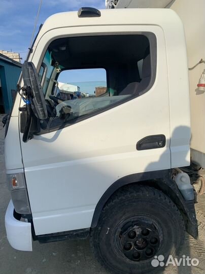 Mitsubishi Fuso Canter, 2011