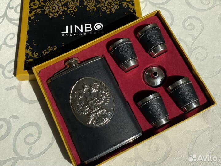 Мужской подарочный набор фляжка с стопками