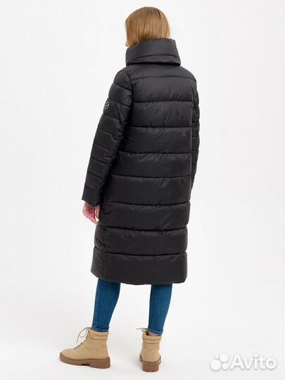Пуховик (пальто) жен., р-р 54