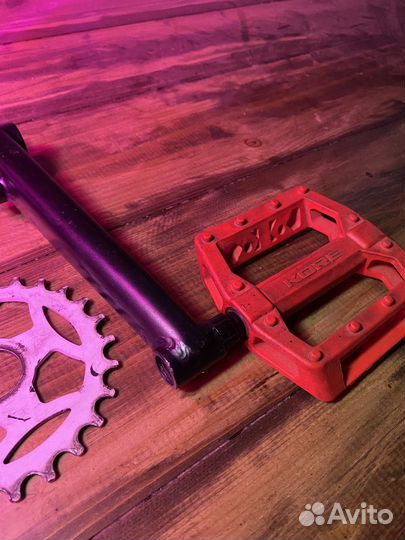 Бмх/мтб шатуны со звездой и педалями Kore