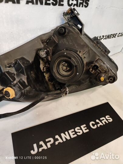 Фара правая Suzuki Swift