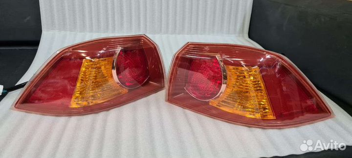 Фонарь в крыло Lancer X