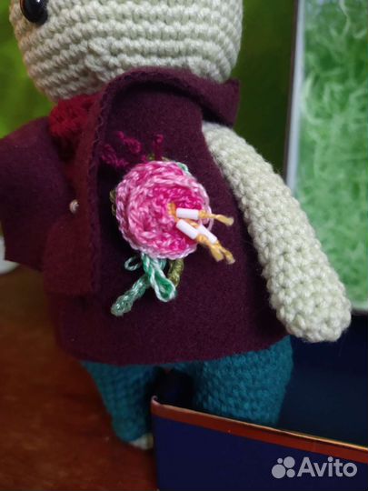 Вязаные игрушки зайцы, цена за двух