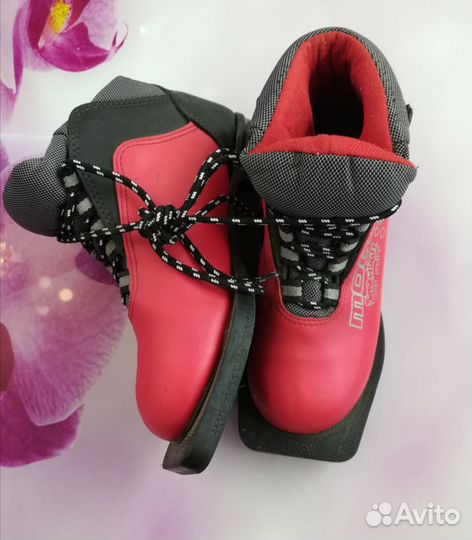 Ботинки лыжные, 32 размер