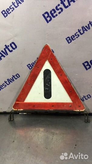 Знак аварийной стоянки LADA 2115 2005