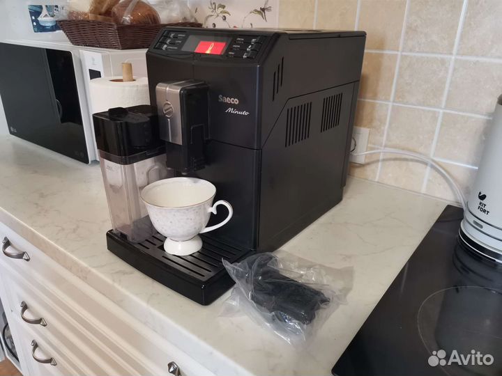Кофемашина saeco minuto