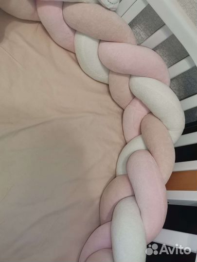 Бортик коса в кроватку