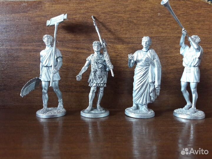 Оловянные фигурки