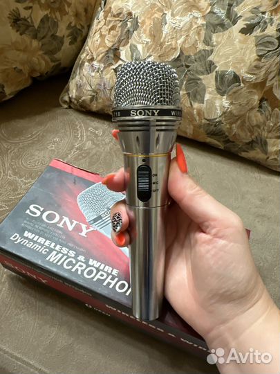 Микрофон беспроводной/ проводный Sony