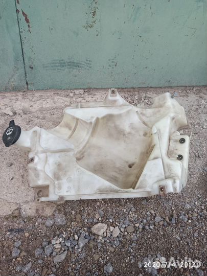 Бачок стеклоомывателя Chevrolet Trailblazer 02-09