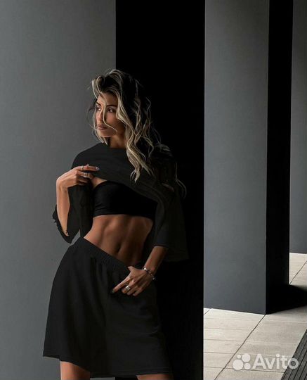 Летний женский костюм с шортами