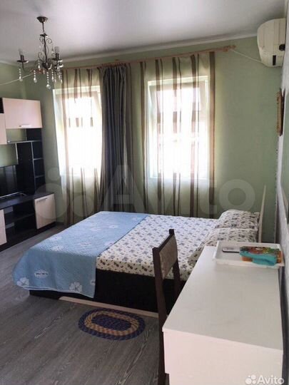 Комната 35 м² в 1-к., 1/2 эт.