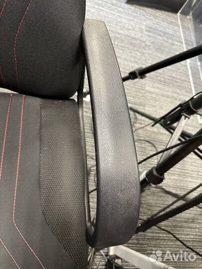 Компьютерное кресло