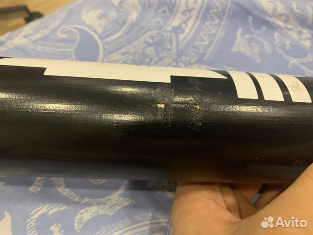 Бейсбольная бита с надписью «Миша всегда прав»