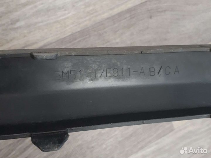 Молдинг бампера задний Ford Focus 2