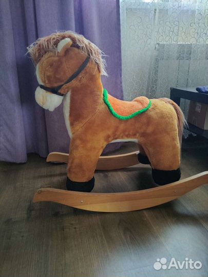 Качалка лошадь