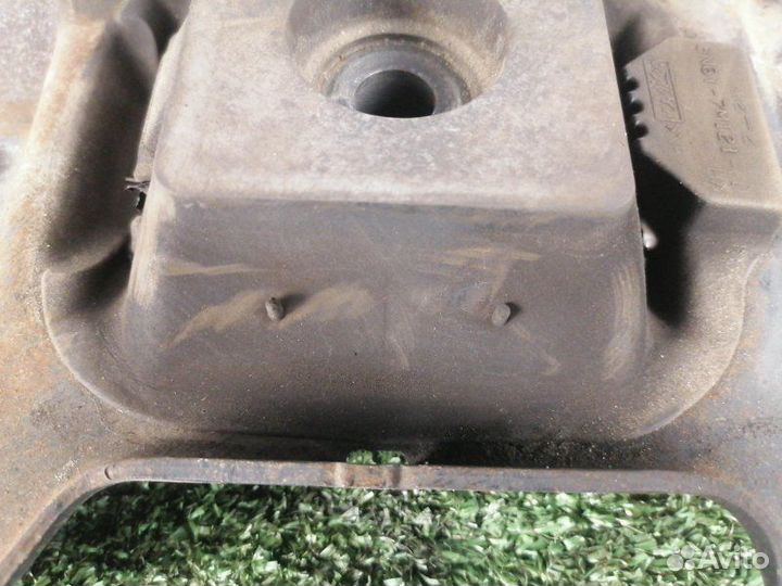 Подушка двигателя левая Mazda Axela BK5P ZY