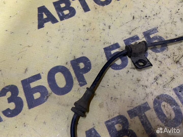 Датчик ABS передний правый Kia RIO 3