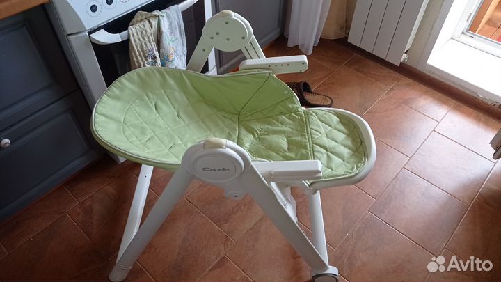 Стульчик для кормления capella
