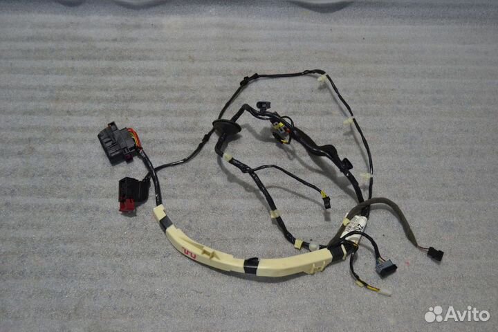 Проводка двери передняя правая Opel Astra H