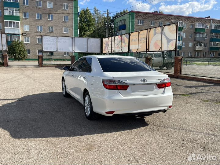 Toyota Camry, 2015