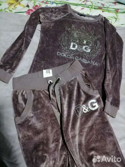 Костюм спортивный