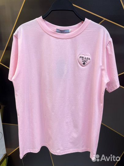 Футболка prada