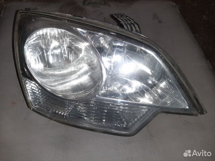 Фара правая Opel Antara