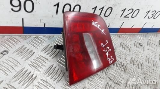 Фонарь правый крышки багажника audi A6 C6 (2SK28HS