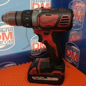 Т) Аккумуляторная дрель milwaukee M18 бу