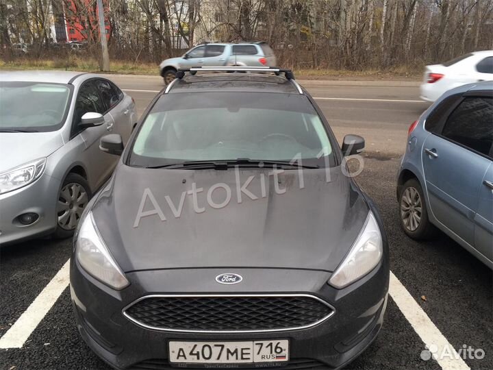 Багажник Turtle Air 2 на Ford Focus 3 SW